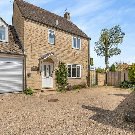 Elvington Cottage - Family-Friendly Cheerful House At The Heart Of The Cotswolds بورتون أُنذ ووتر المظهر الخارجي الصورة