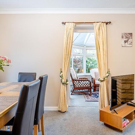 Elvington Cottage - Family-Friendly Cheerful House At The Heart Of The Cotswolds بورتون أُنذ ووتر المظهر الخارجي الصورة