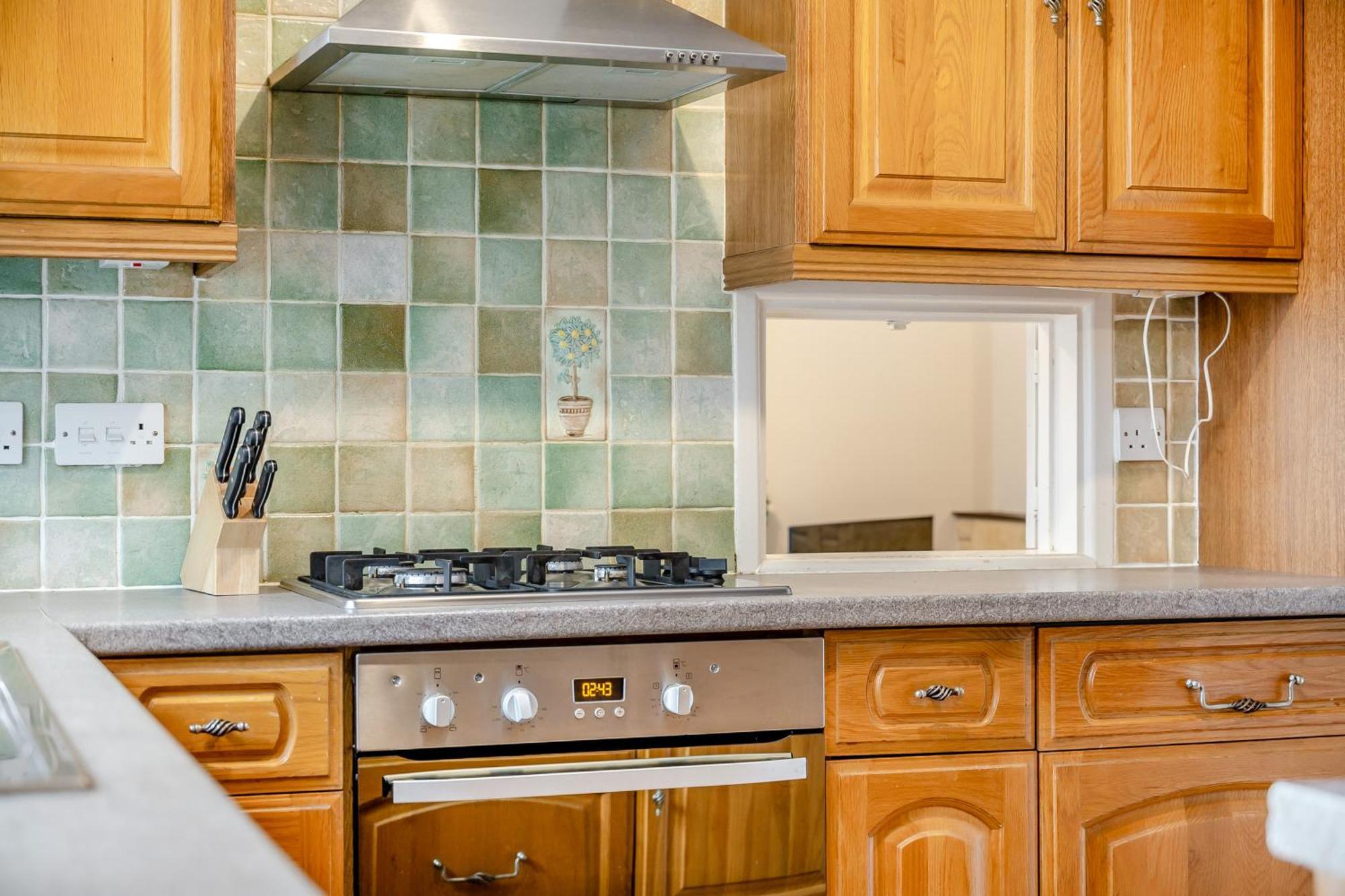 Elvington Cottage - Family-Friendly Cheerful House At The Heart Of The Cotswolds بورتون أُنذ ووتر المظهر الخارجي الصورة