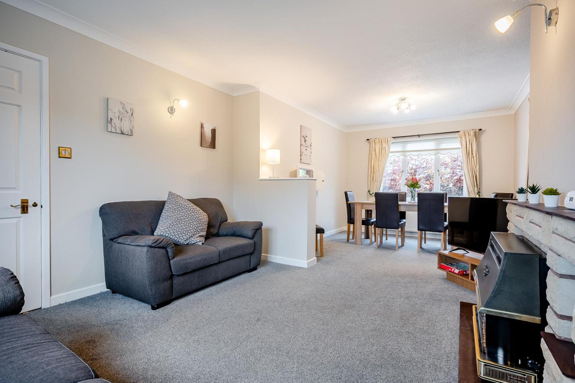 Elvington Cottage - Family-Friendly Cheerful House At The Heart Of The Cotswolds بورتون أُنذ ووتر المظهر الخارجي الصورة
