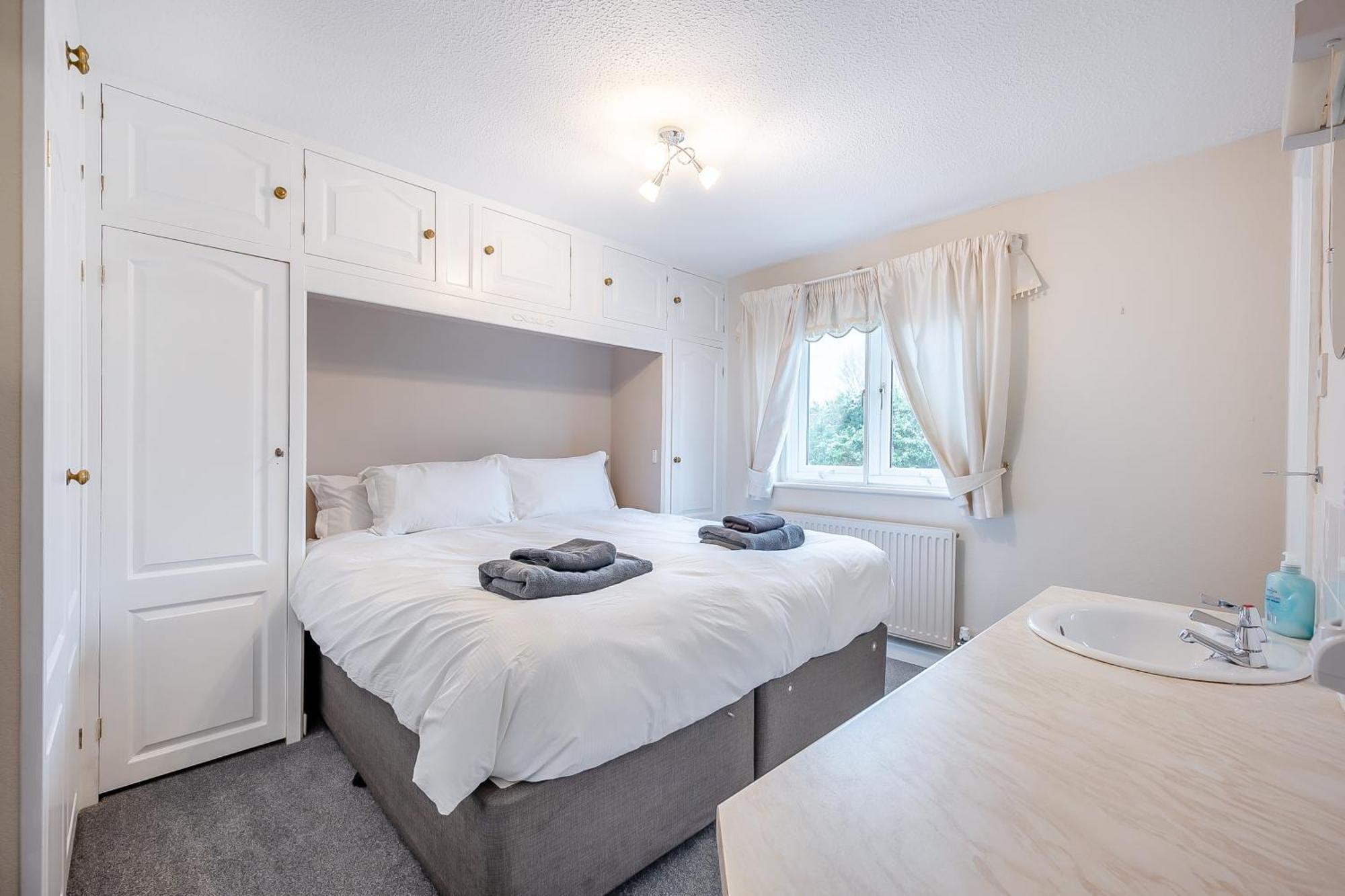 Elvington Cottage - Family-Friendly Cheerful House At The Heart Of The Cotswolds بورتون أُنذ ووتر المظهر الخارجي الصورة
