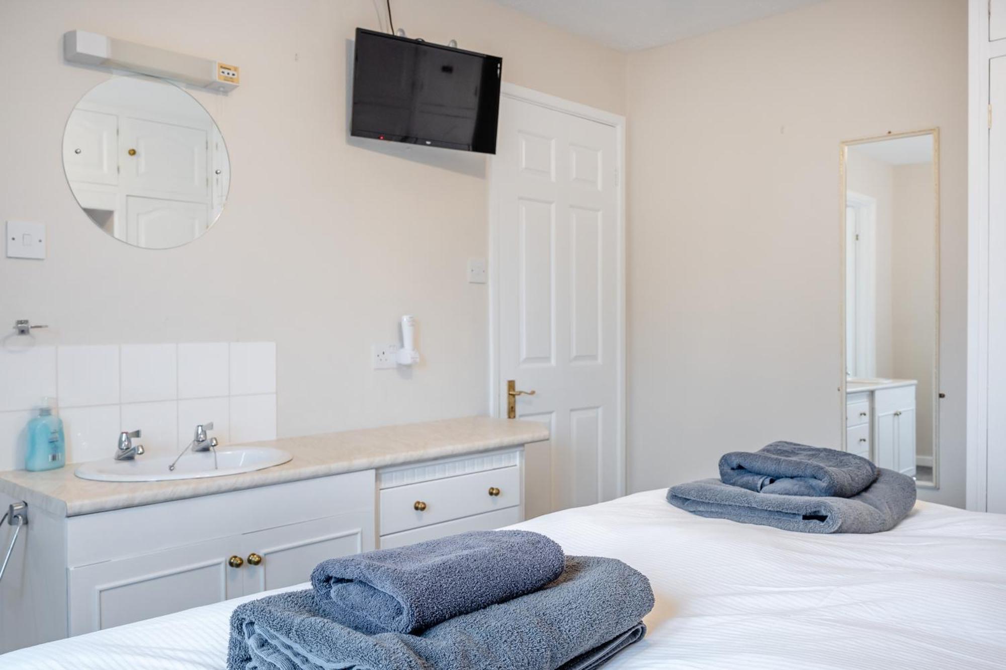 Elvington Cottage - Family-Friendly Cheerful House At The Heart Of The Cotswolds بورتون أُنذ ووتر المظهر الخارجي الصورة