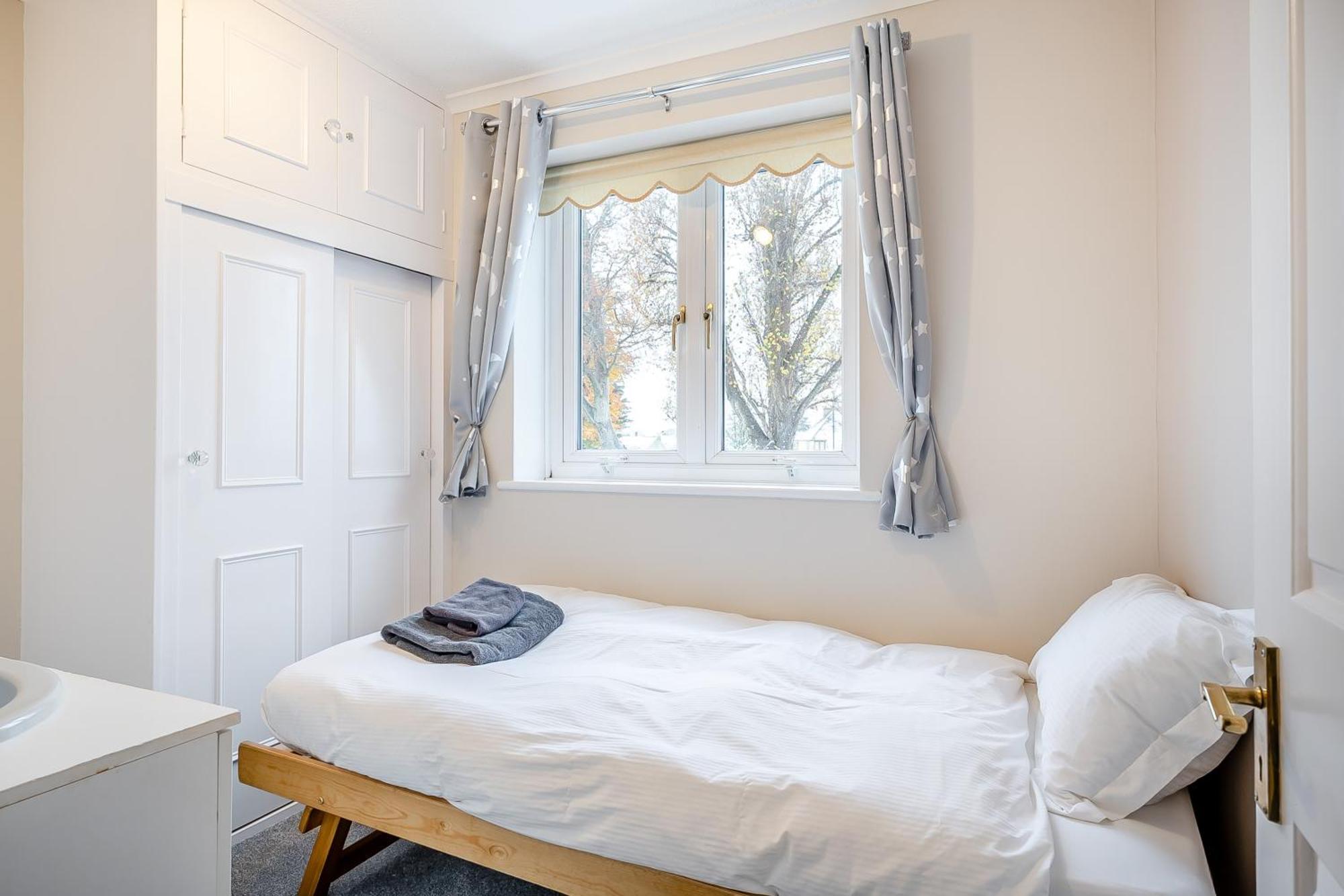 Elvington Cottage - Family-Friendly Cheerful House At The Heart Of The Cotswolds بورتون أُنذ ووتر المظهر الخارجي الصورة
