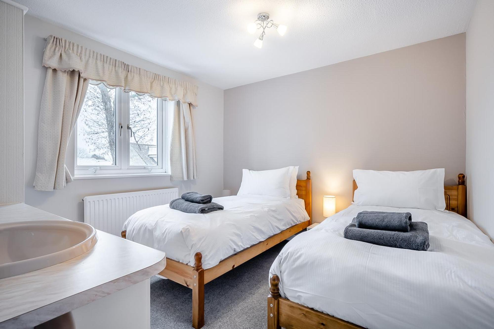 Elvington Cottage - Family-Friendly Cheerful House At The Heart Of The Cotswolds بورتون أُنذ ووتر المظهر الخارجي الصورة